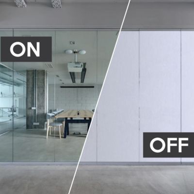 Sala de conferências de atomização ultra-baixa Smart Glass Film Remote Control Privacidade Vidro Isolamento sonoro Painel de vidro temperado claro